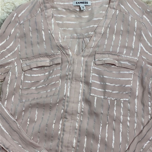LIKE NEW Express pinstripe top - Picture 3 of 4